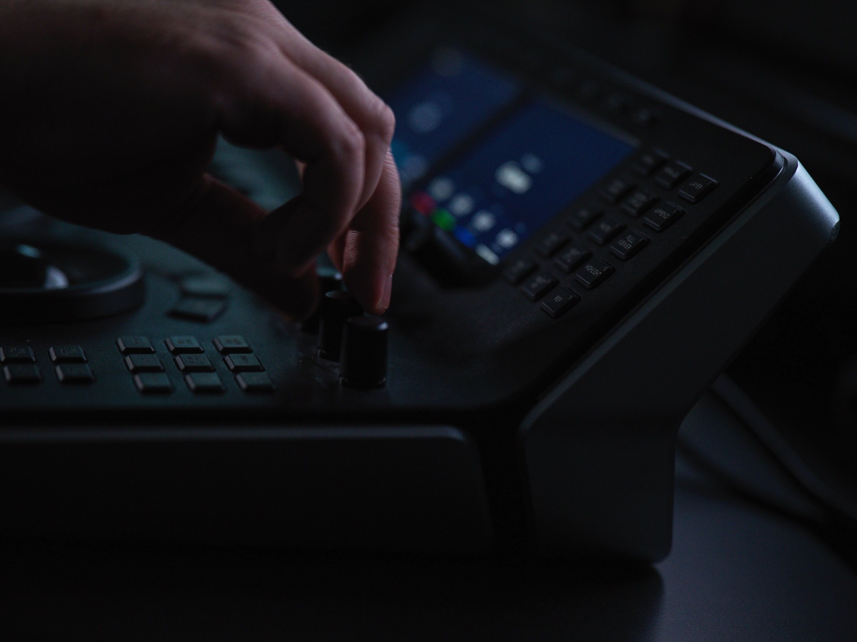 Dailies Colorist at Work